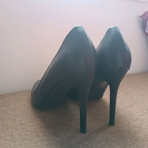 Classic Plato No 38 pumps used, black