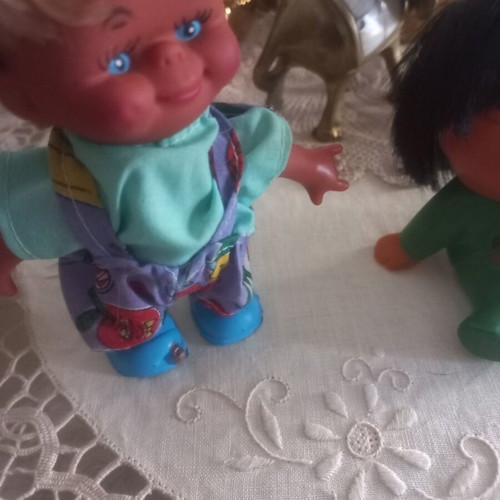 Moody Cuties Sassy Emotions doll set like new, 3 pieces