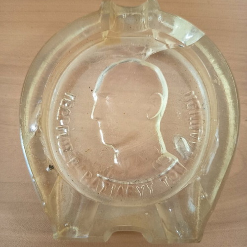 Collectible ashtray like new