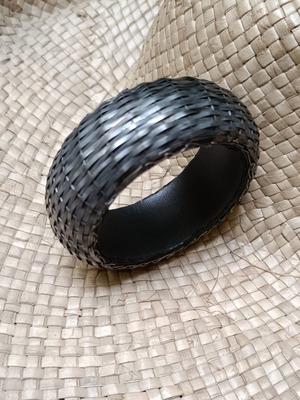 Metal Straw Bracelet with Leather Lining, Like New, Black and Silver