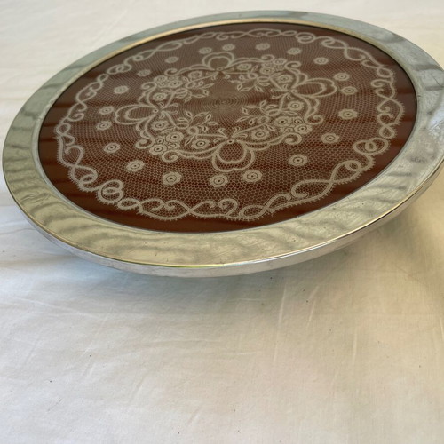 Cake stand and tin box set used with lace design