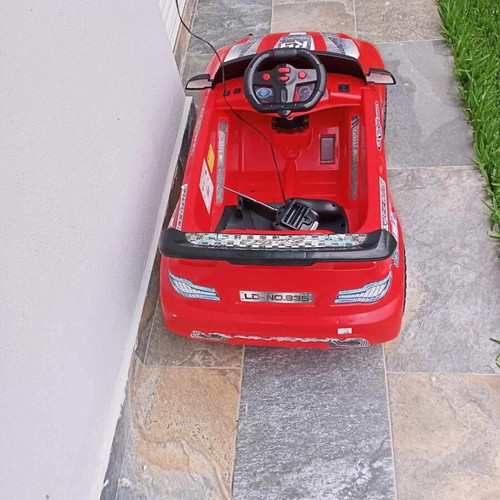 Remote control car used for kids with parent controller