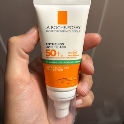 La Roche-Posay Anthelios Uvmune 400 SPF 50 sunscreen new