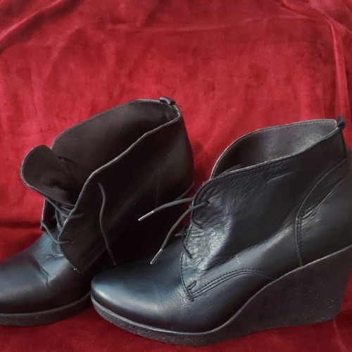 Commanchero original leather ankle boots like new, black, size 38