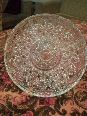 Vintage crystal nut bowl like new