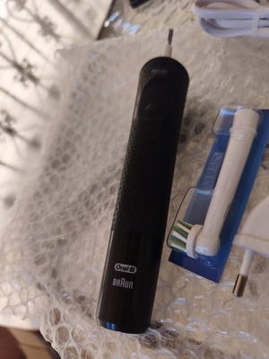 Oral-B Braun Pro Timer ηλεκτρική οδοντόβουρτσα με φορτιστή και ανταλλακτική κεφαλή