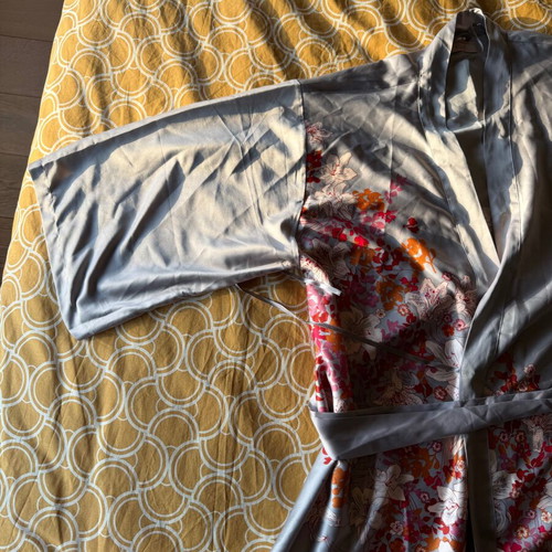 Triumph kimono nightwear set like new, modal silk feel, size S