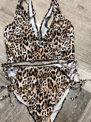Leopard print swimsuit Shein like new, beige, size L