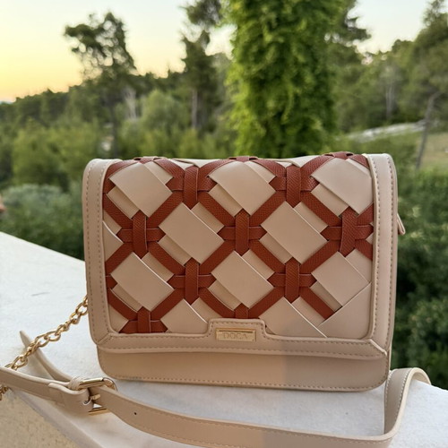 Doca crossbody bag beige and brown leather like new with gold details