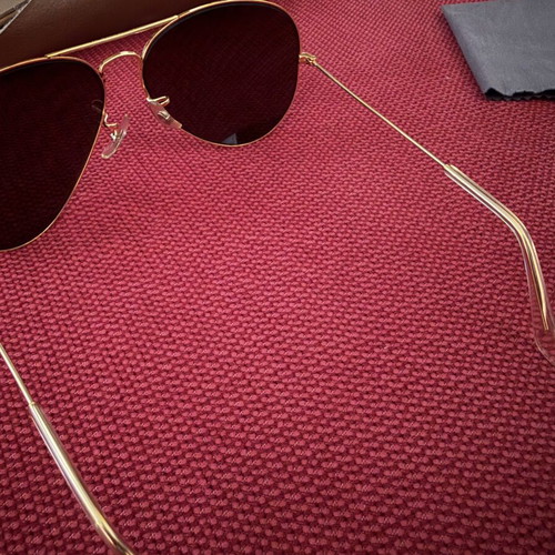 B&L Ray Ban USA Aviator sunglasses vintage, like new, gold frame