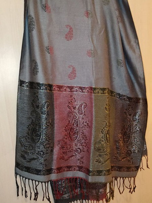 Double Face Scarf Grey with Paisley Like New