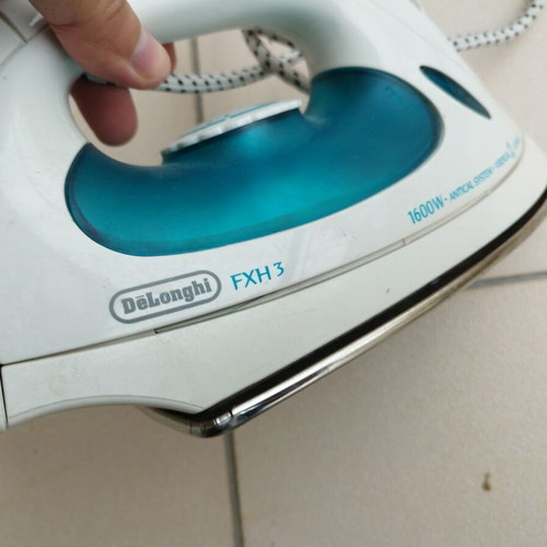 DeLonghi FXH3 1600w iron used with AntiCal System