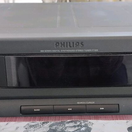 Philips 900 Series Synthesized Stereo Tuner FT-920 used