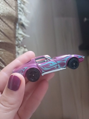 Hot Wheels 2014 diecast toy car like new