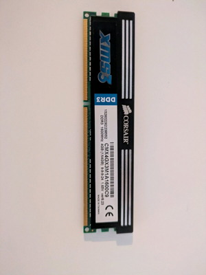 Corsair CMX4GX3M1A160009 DDR3 1600MHz 4GB used