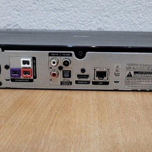 Samsung HT-J4200 Blu-ray 3D player and radio receiver