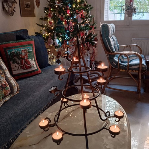 Metal tealight candle holder shaped like a Christmas tree, new