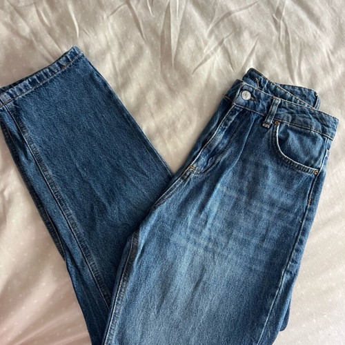 Mom fit jeans 38 blue like new