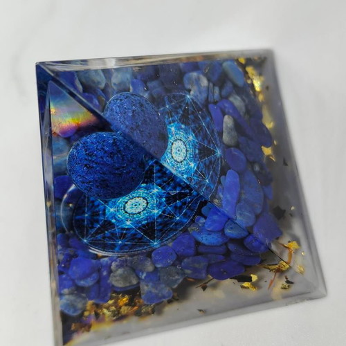 Orgonite Pyramid Lapis Lazuli with Geometric Motif like new