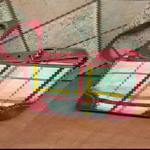 Burberry mini bag σαν καινούργιο, πολύχρωμο καρό