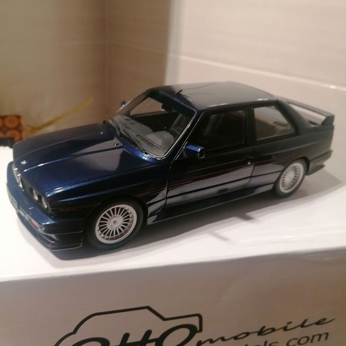 BMW M3 E30 Collectible Car Miniatures 1/18 Scale New
