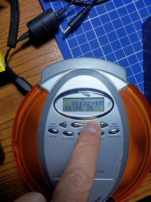 Amstrad CD0828 portable CD player used, rare, working
