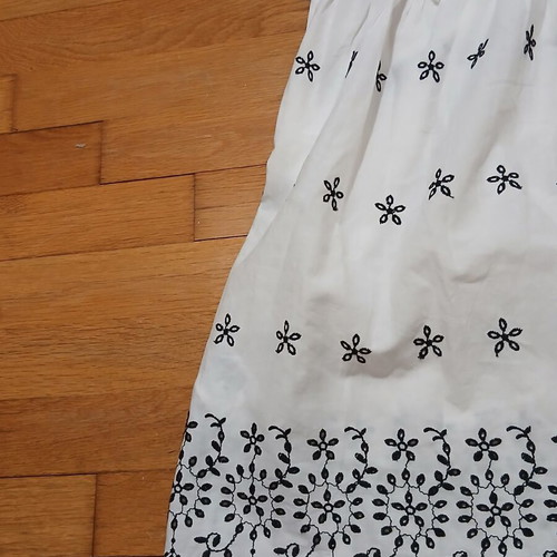 H&M Divided white dress with lace and black embroidery size Small like new
