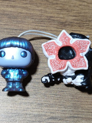 Will Byers & Demogorgon Upside Down Edition Funko Pop like new, limited edition