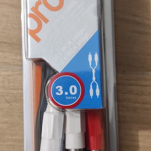 Audio cable new, in packaging