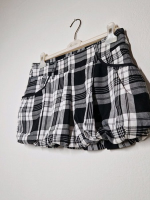 Zara plaid mini skirt balloon style with pockets like new