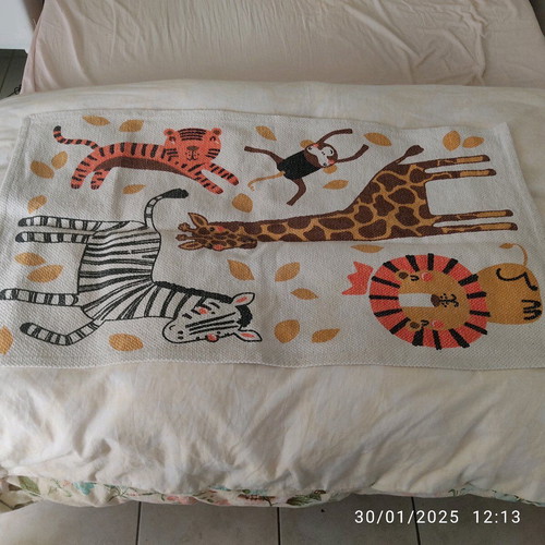 Children's rug with animals 100% cotton like new 135.5x62 cm