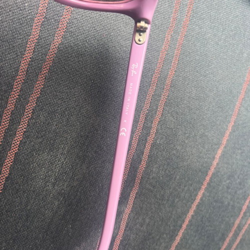Ray-Ban RB4126 Cats 1000 738/3E sunglasses used, pink