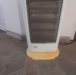 Halogen heaters like new, 2 pieces, 1200W rotating