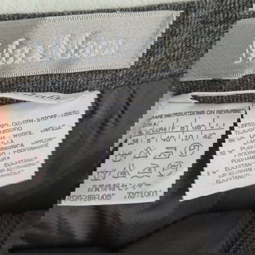 Max Mara women's wool skirt size 38 M like new, gray