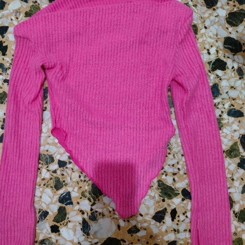 Pink long-sleeve blouse off-shoulder XS like new