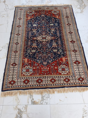 Handmade rug like new