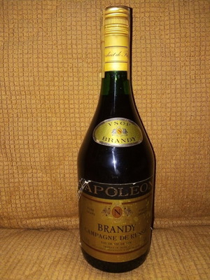 Ποτό Napoleon Brandy του 1968 συλλεκτικό, καινούργιο