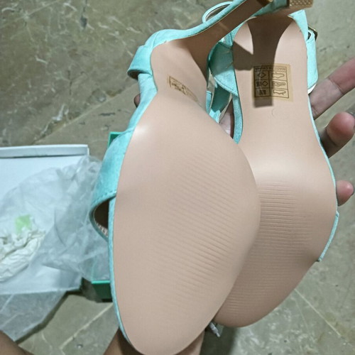 Verde turquoise sandals with thin heel, new, size 38