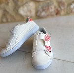 Puma kids white athletic shoes like new, size 35