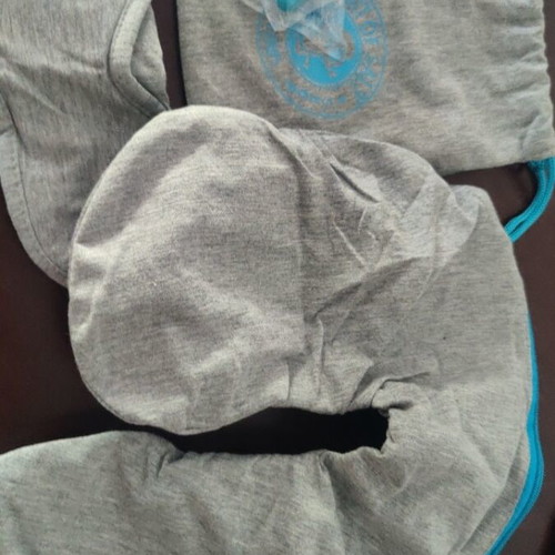 Paros travel set with neck pillow and eye mask