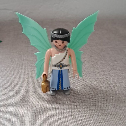 Playmobil fairy with turquoise wings like new