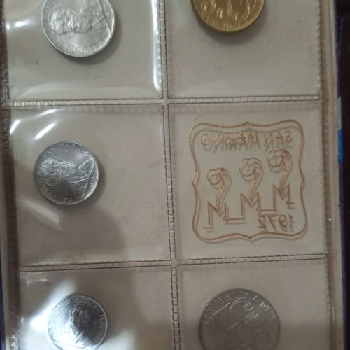 San Marino 1972 Republic Coin Set like new