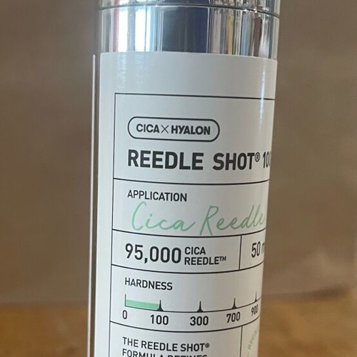 VT Reedle Shot 100 essence used with microneedles for absorption