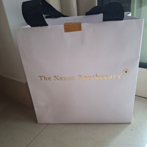 The Naxos Apothecary Metochi candle new in gift bag