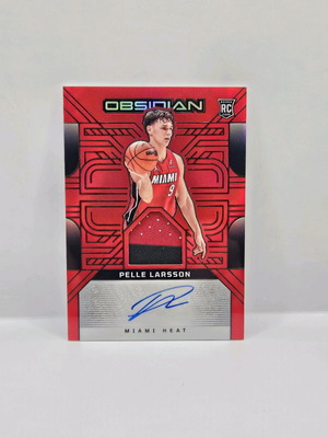 Panini Obsidian Pele Larson Red Flood Rpa като нов