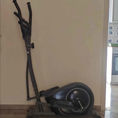 EverFit EFK-500 Magnetic Elliptical Machine like new