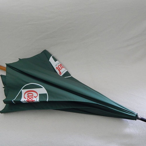 Castrol Motor Oil umbrella like new, wooden handle, automatic open