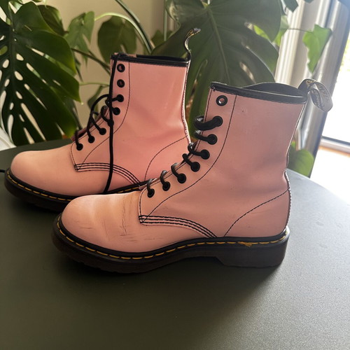 Dr. Martens boots size 38 pink patent leather used