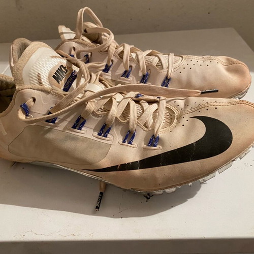 Nike track shoes used with bag and spike key size 44.5 white