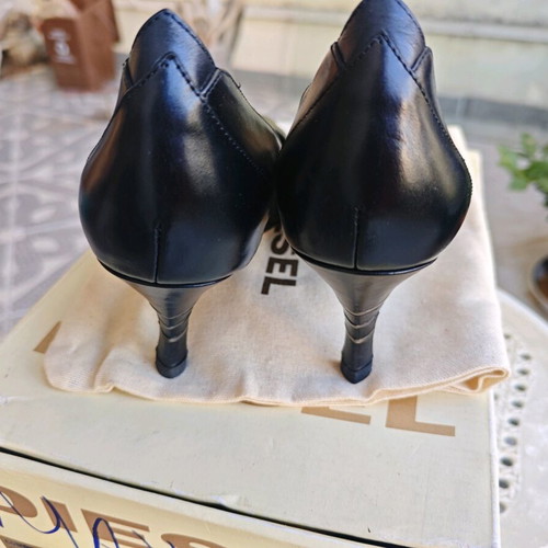 Diesel pumps size 39, black, 6cm heel